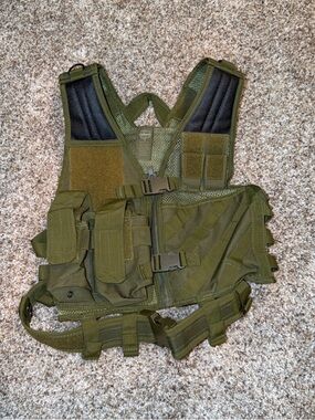 Tactical Airsoft Vest (Valken)